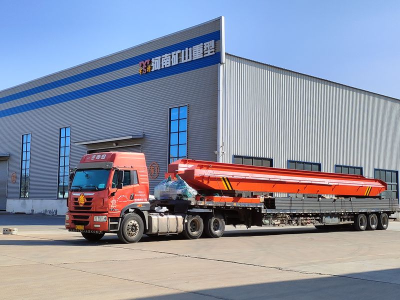 電動單梁起重機，LD20t-26.8m，4臺，發(fā)往石家莊交付客戶使用。