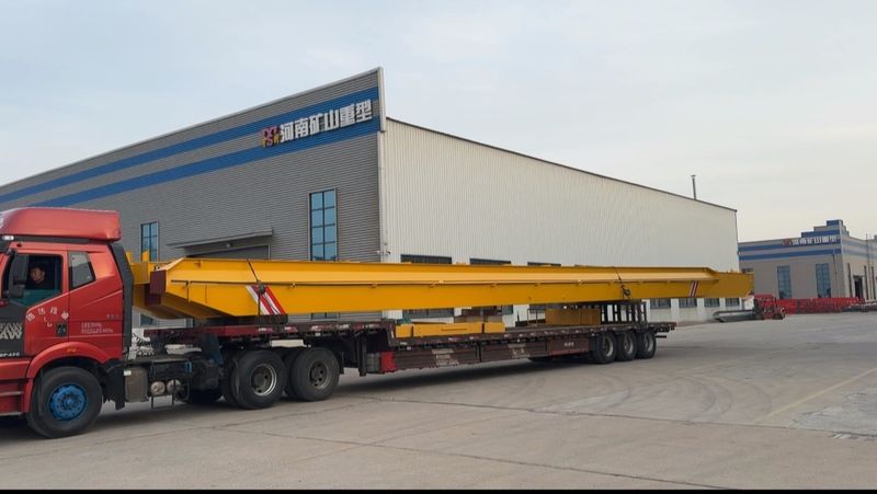 電動葫蘆橋式起重機 LH10t-27.95m 電動單梁起重機 LD5t—23.3m 制作完成，發(fā)往浙江省金華市交付客戶使用