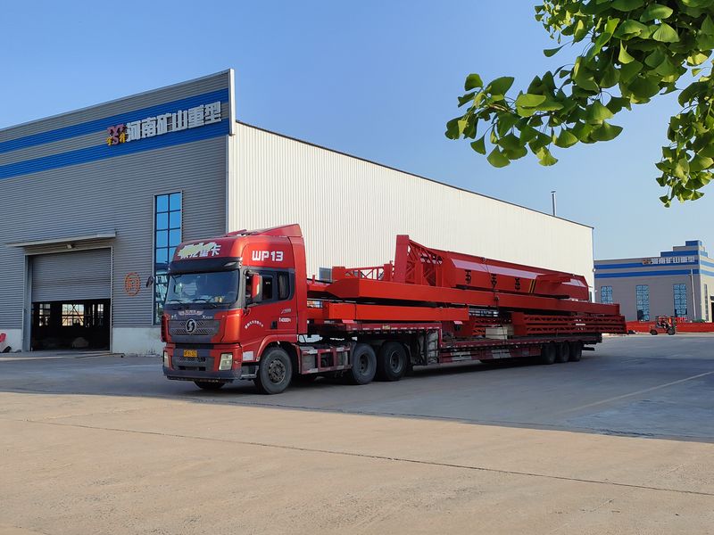 電動葫蘆門式起重機 2臺 MHxh10t—25m 外懸5/5m MHxh5t—23m 外懸4.5/4.5m 制作完成，發(fā)往青海交付客戶使用